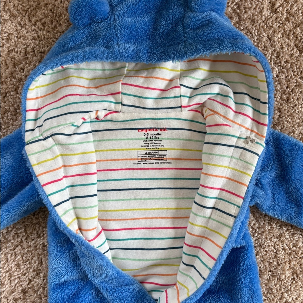 Magnetic Me Pram (bear suit) Like New! Outdoors Cozy - Picture 3 of 4